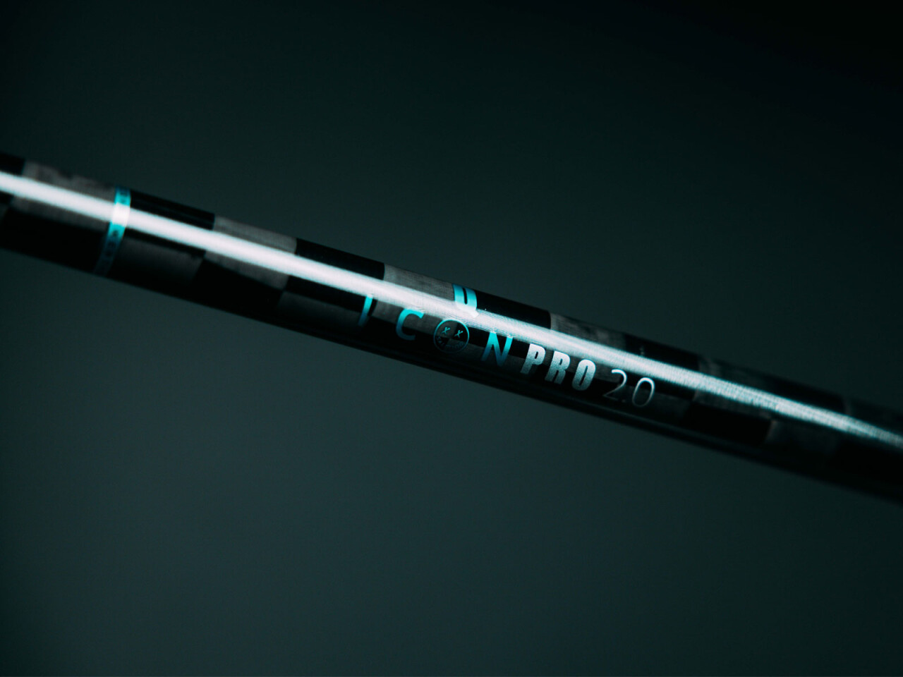Limitovaná edice: Carbon Pro 2.0 ICON + čepel Trident zdarma
